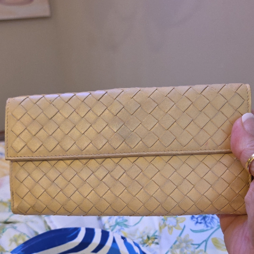 Bottega Veneta Beige Woven Wallet